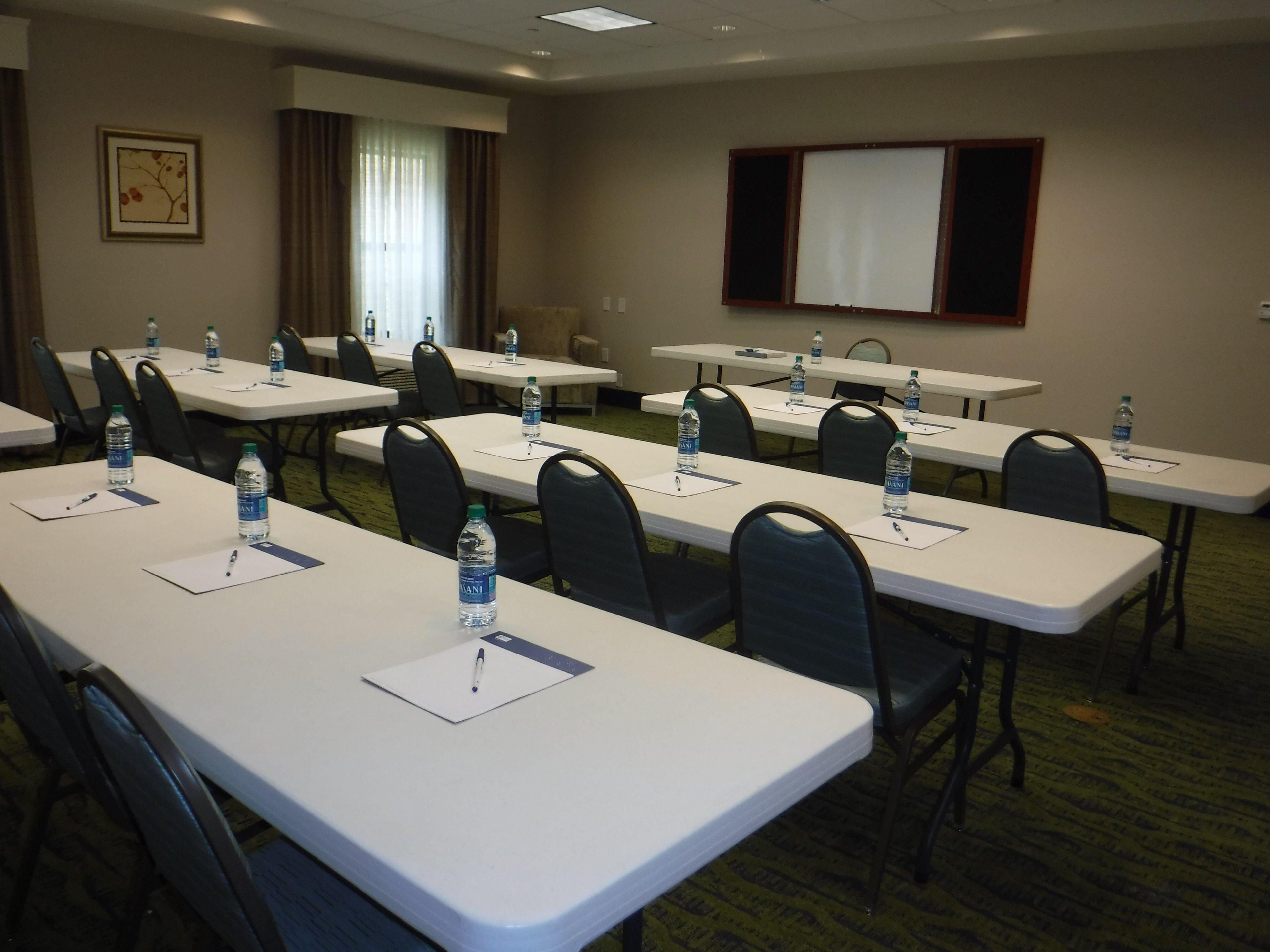 Holiday Inn Express West Jefferson By Ihg Экстерьер фото