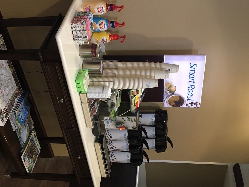 Holiday Inn Express West Jefferson By Ihg Экстерьер фото