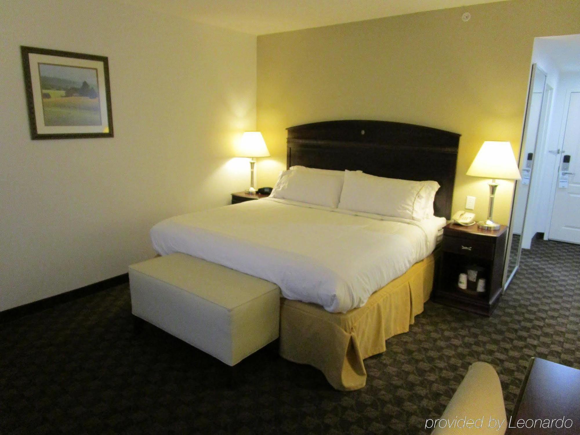 Holiday Inn Express West Jefferson By Ihg Экстерьер фото