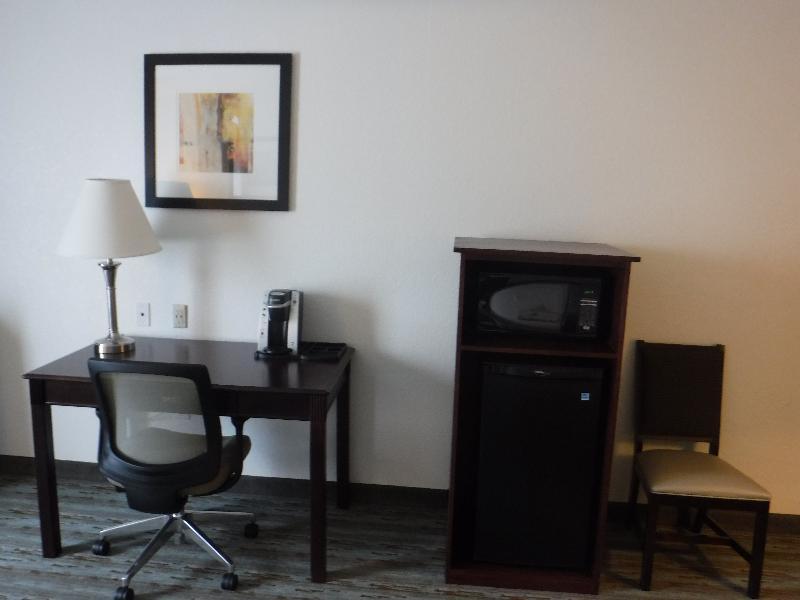 Holiday Inn Express West Jefferson By Ihg Экстерьер фото