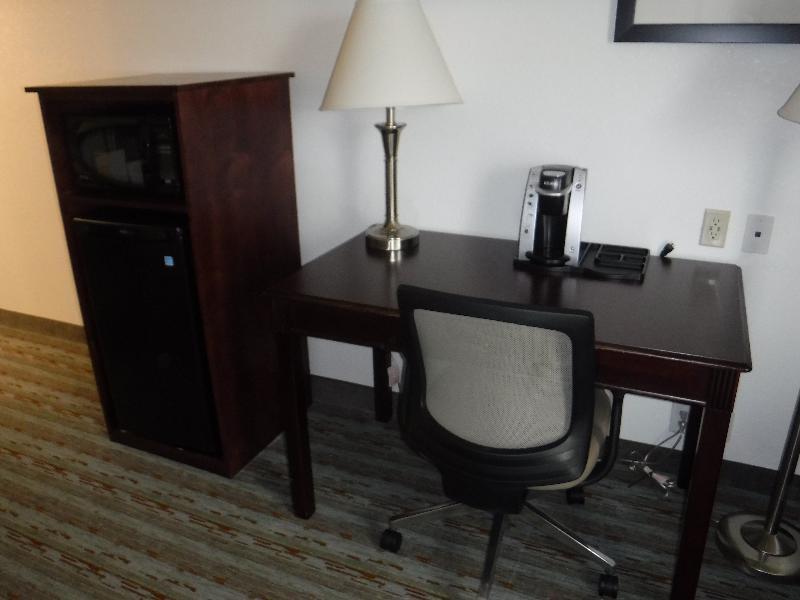 Holiday Inn Express West Jefferson By Ihg Экстерьер фото